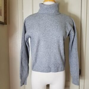 GAP gray turtleneck long sleeve ribbed crop sweater XS petite